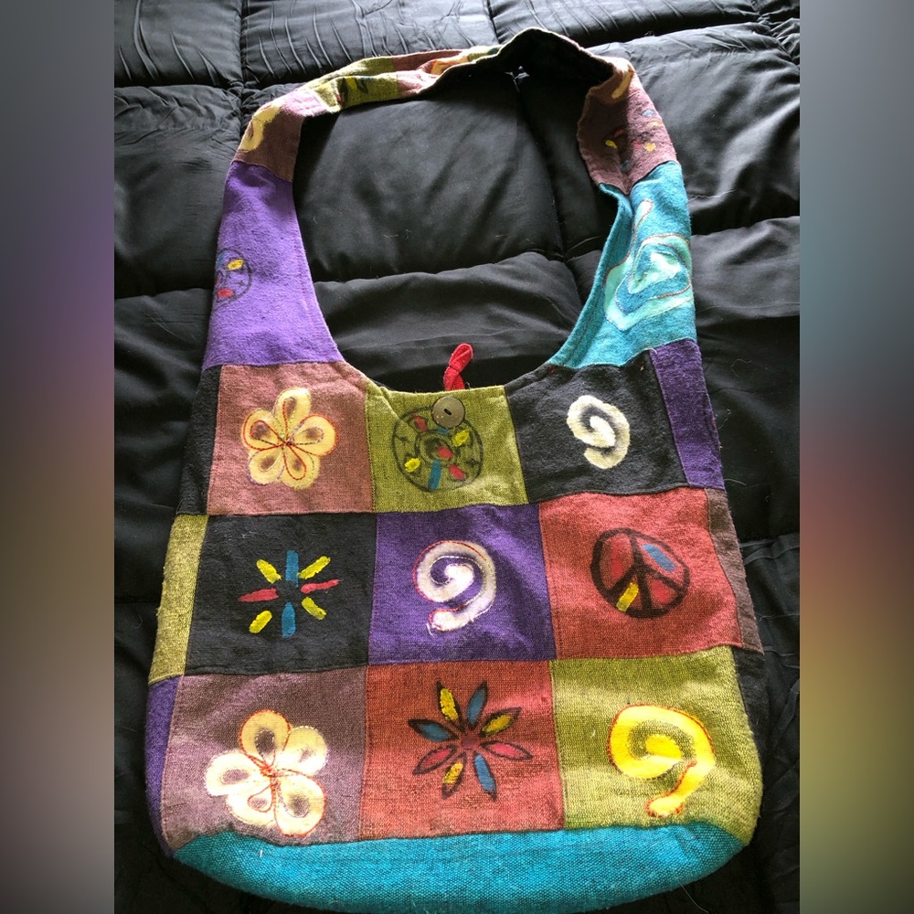 Very hippy/ boho shoulder bag.